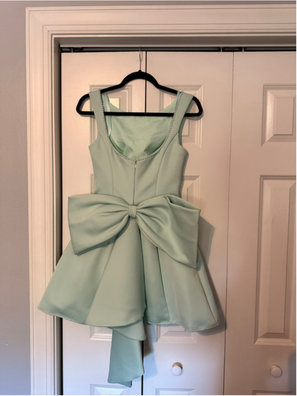 Women's Mini Dress Size 4 Mint Green with Pearl Trim - Picture 5 of 9
